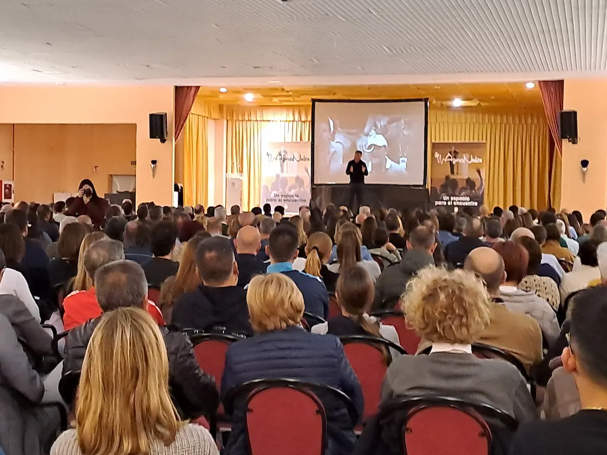 Toni Nadal aglutina a centenares de personas en la última conferencia del ciclo Ágora Nules